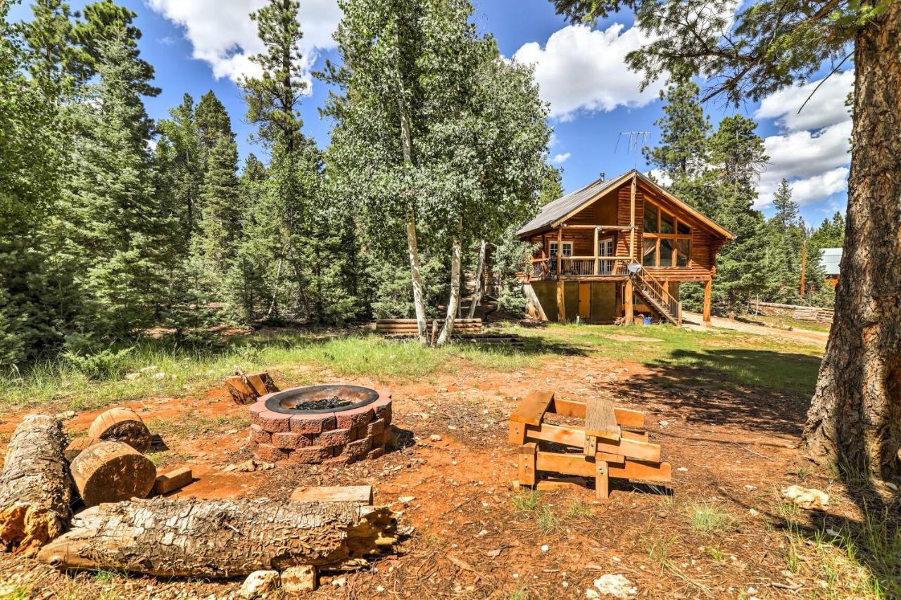 Cozy Utah Cabin With Deck And Fire Pit! Duck Creek Village Εξωτερικό φωτογραφία