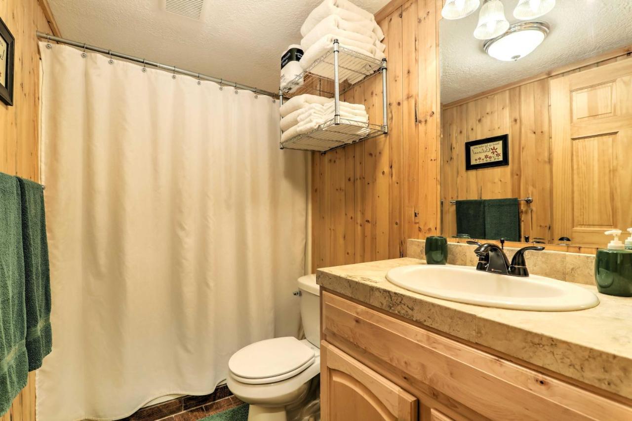 Cozy Utah Cabin With Deck And Fire Pit! Duck Creek Village Εξωτερικό φωτογραφία